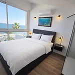 Blueparadise, T2 En Duplex, 4 Personnes, Ac, Vue & Terrasse * Villeneuve-Loubet